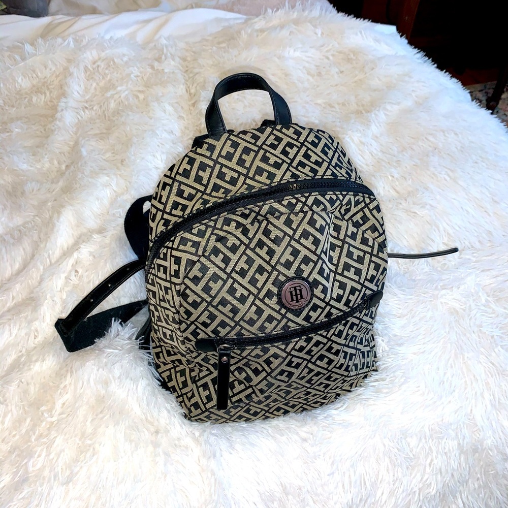 TOMMY HILFIGER logo small backpack